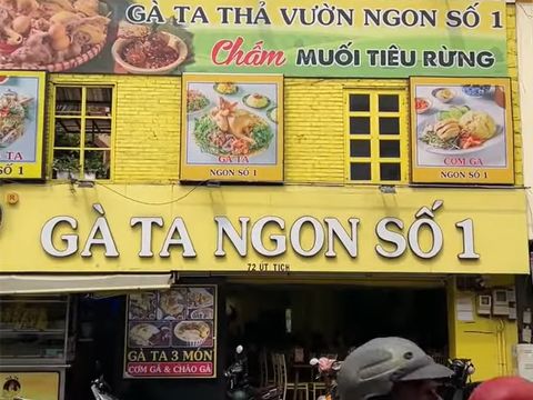 Bên Trong Tiệm Gà 17 Năm Tuổi Có Gì? 